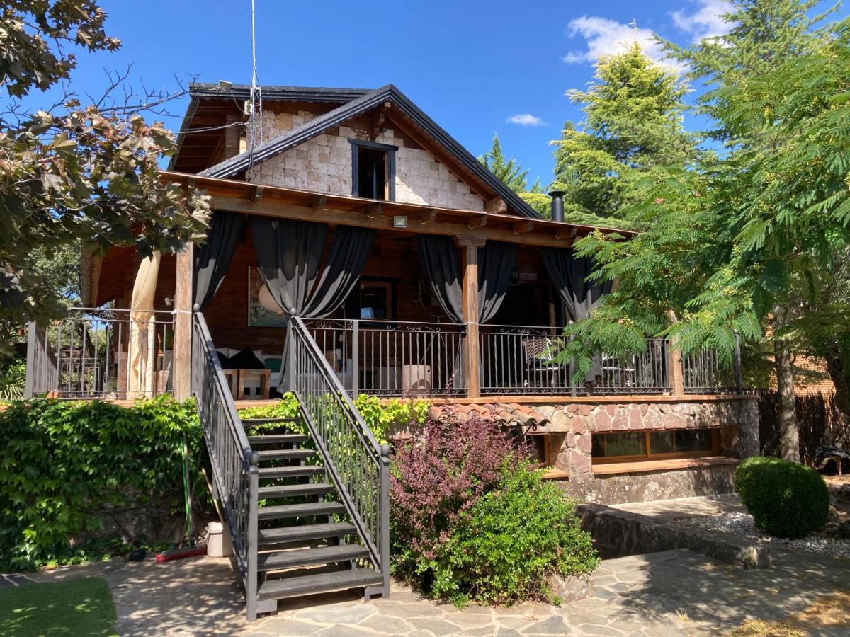La Amapola Villa Valdemorillo Luaran gambar
