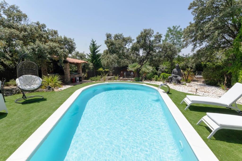 La Amapola Villa Valdemorillo Luaran gambar