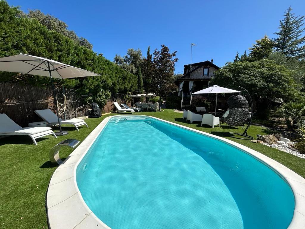 La Amapola Villa Valdemorillo Luaran gambar