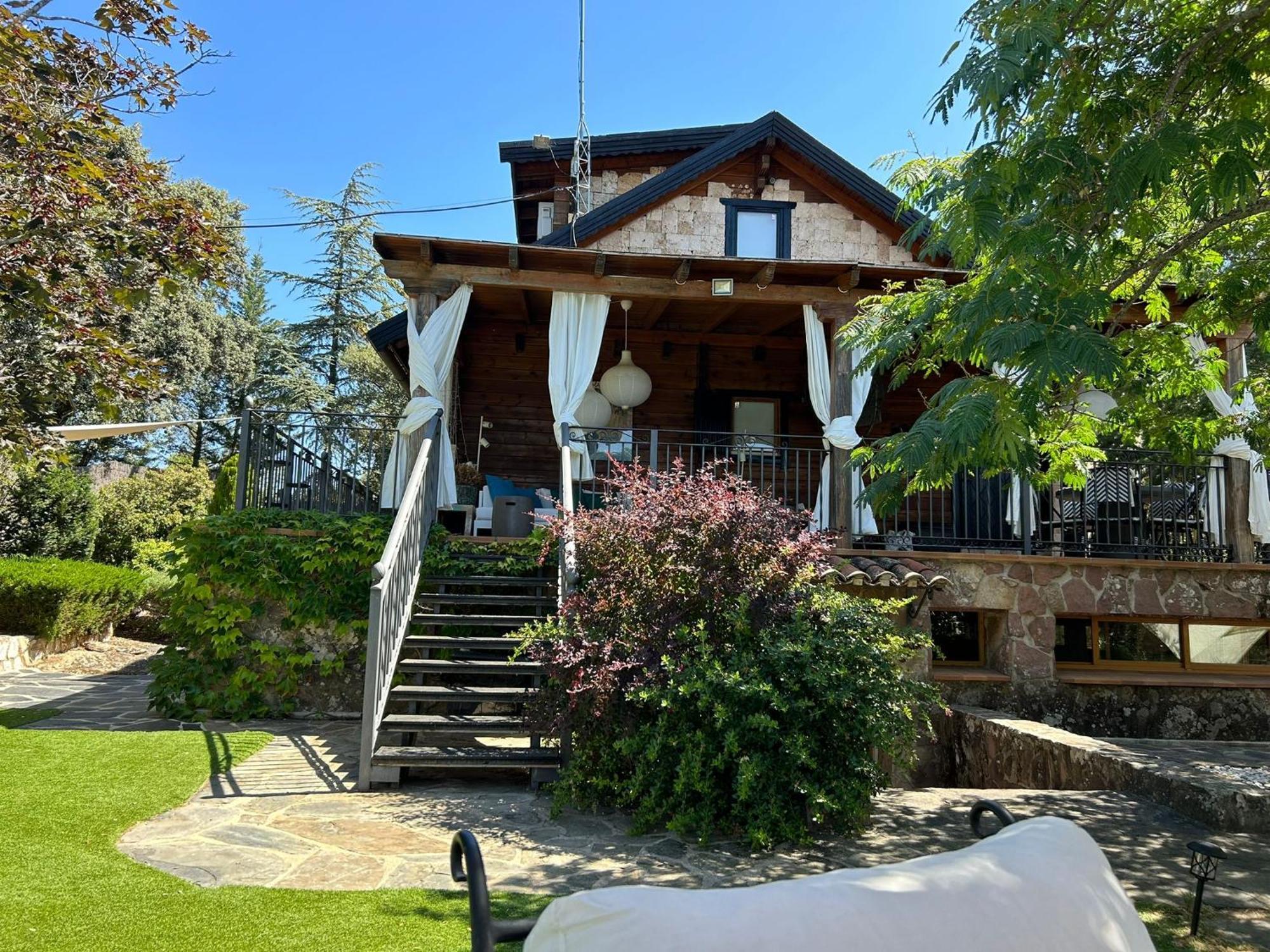 La Amapola Villa Valdemorillo Luaran gambar